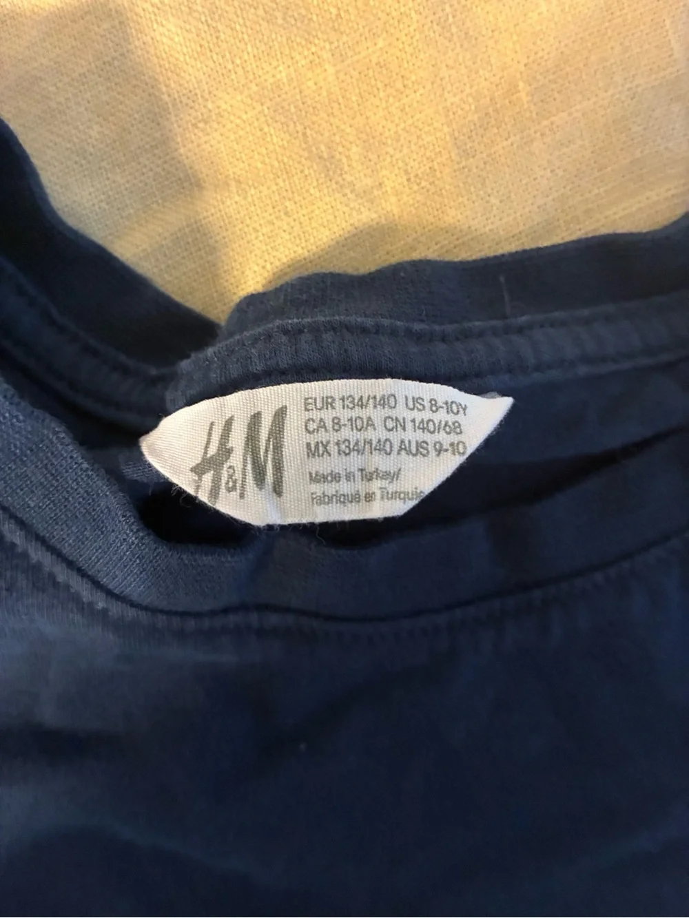 H&M Boy’s 8-10 Sequin Crocodile T-shirt
